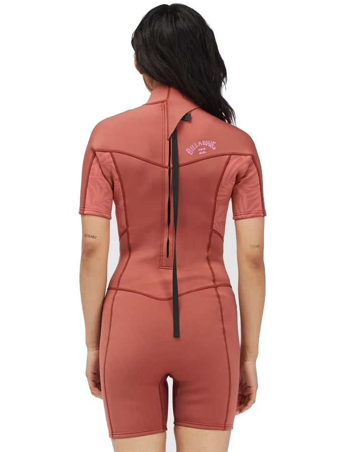 BILLABONG SYNERGY 2/2 SHORT SLEEVE BACK ZIP RED CLAY - Image 2